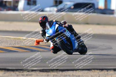 media/Dec-18-2022-SoCal Trackdays (Sun) [[8099a50955]]/Turn 2 (950am)/